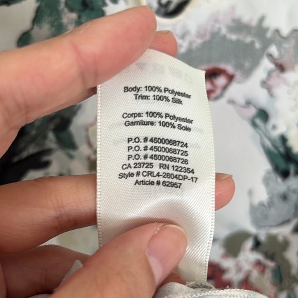 Aritzia floral blouse - Picture 7 of 7